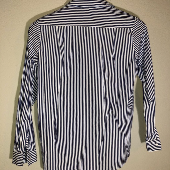 Floral embroidered button down Shirt - Picture 5 of 5